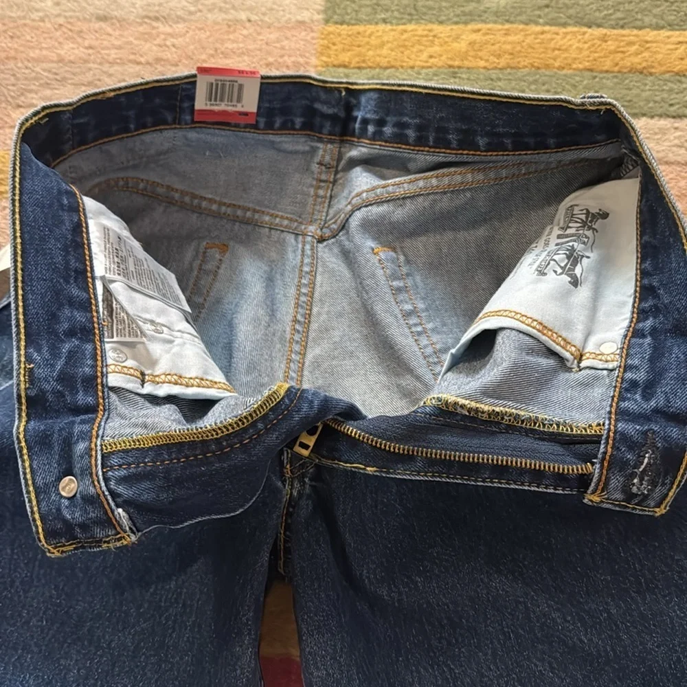 NWT Levi’s 550 relaxed jeans  for men’s size 34x30